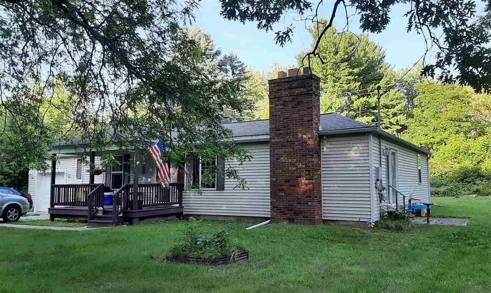 9060 N Mckinley Rd, Flushing, MI 48433 - photo 1