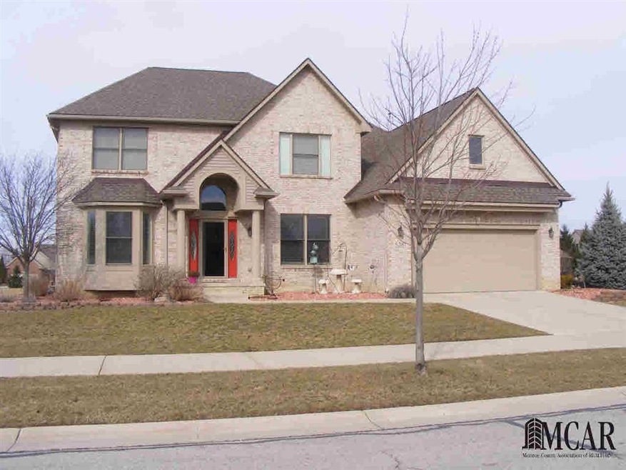 528 Ridge Point Drive