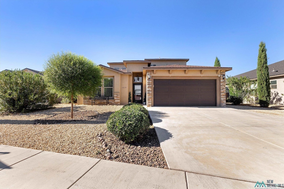 1619 Redwood Loop, Carlsbad, NM 88220 - photo 1