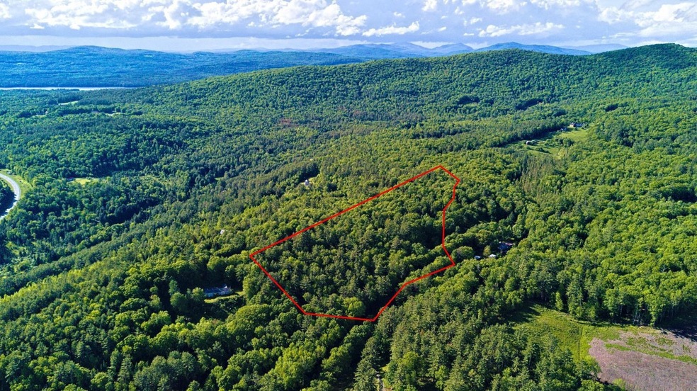 000 Farr Hill Rd, Littleton, NH 03561 - photo 1