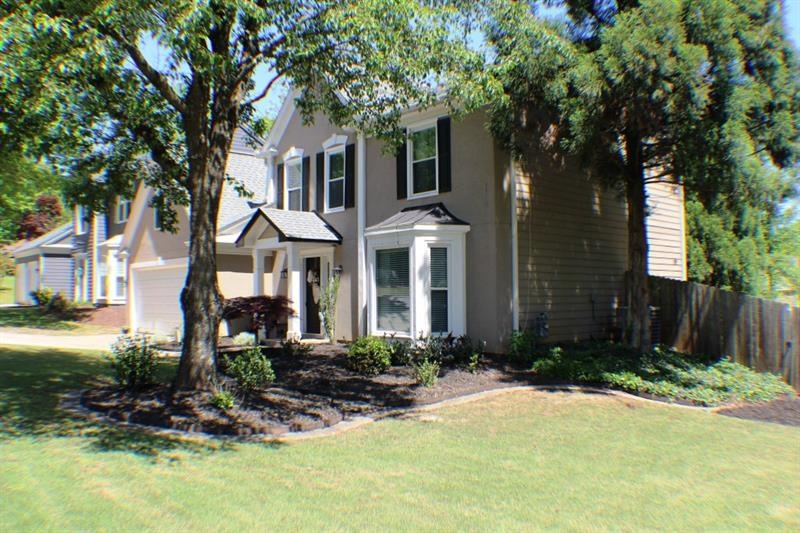 9070 Brockham Way, Alpharetta, GA 30022 - photo 1