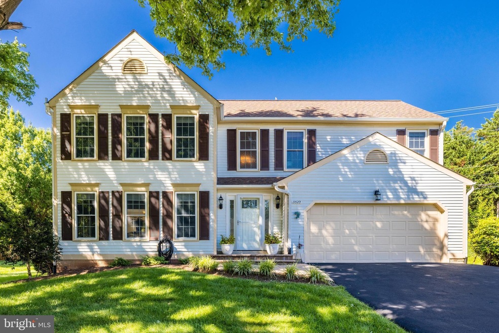 3520 Honey Locust Ct, Fairfax, VA 22033 - photo 1