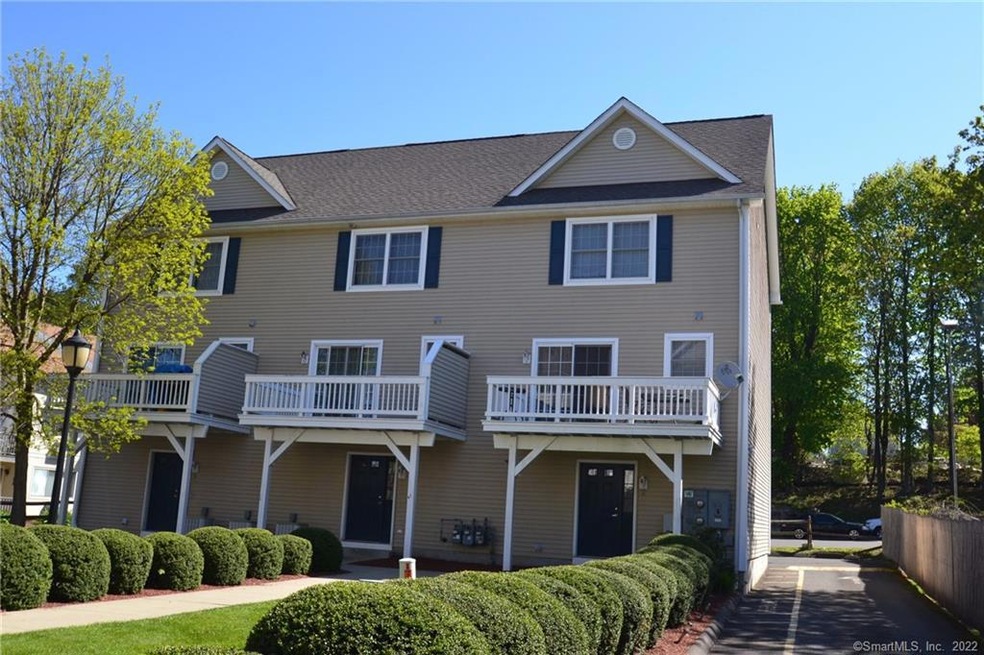 29 Town Hill Ave unit 8, Danbury, CT 06810 - photo 1