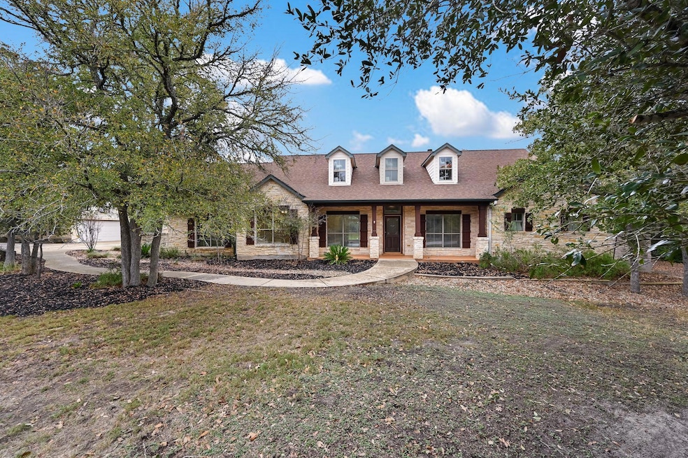 136 Sam Houston Dr, Bastrop, TX 78602 - photo 1