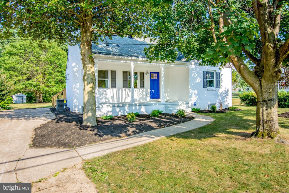 8617 Fowler Ave, Parkville, MD 21234 - photo 1