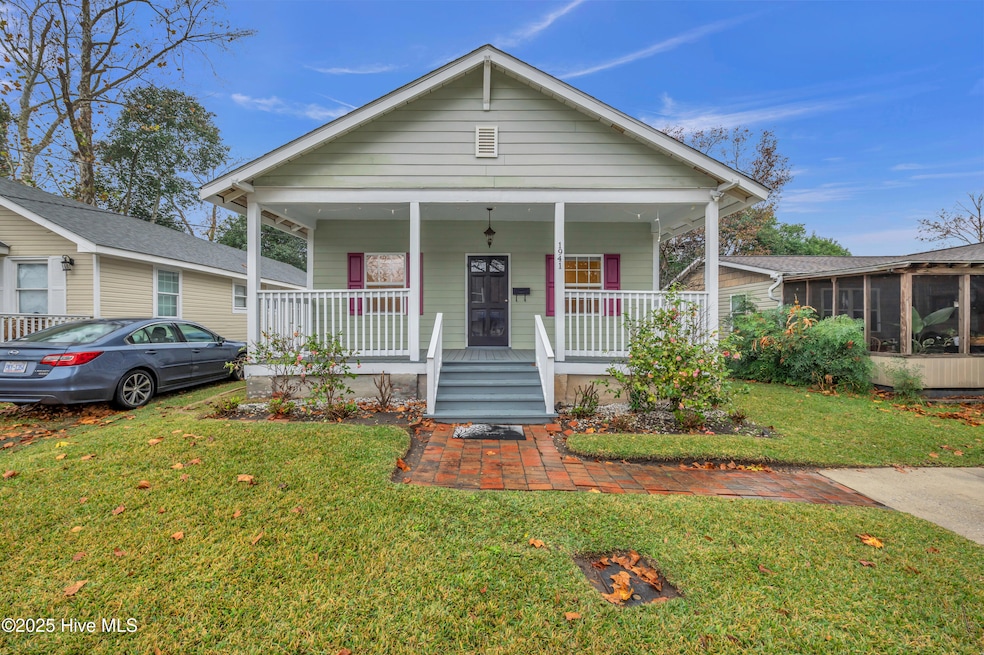 1941 Hudson Dr, Wilmington, NC 28403 - photo 1