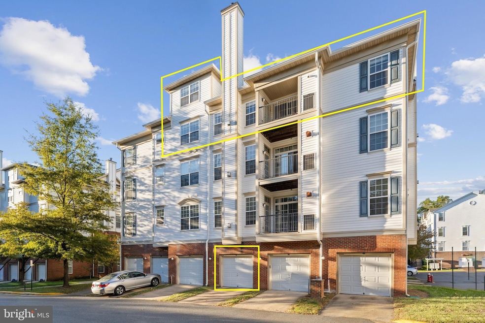 11506 Sperrin Cir unit 404, Fairfax, VA 22030 - photo 1