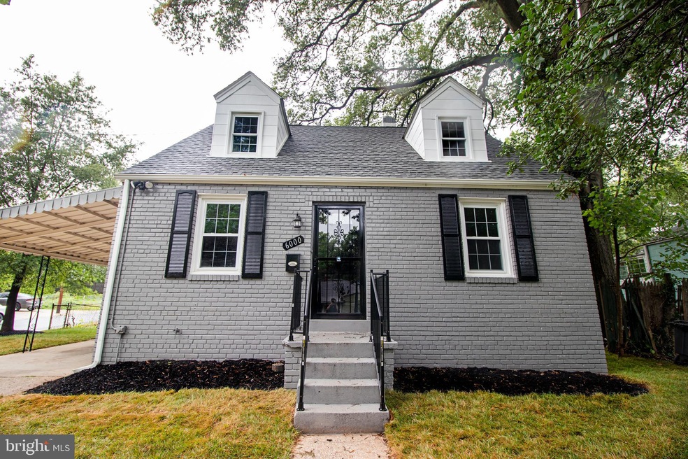 6000 Ravenswood Rd, Riverdale, MD 20737 - photo 1