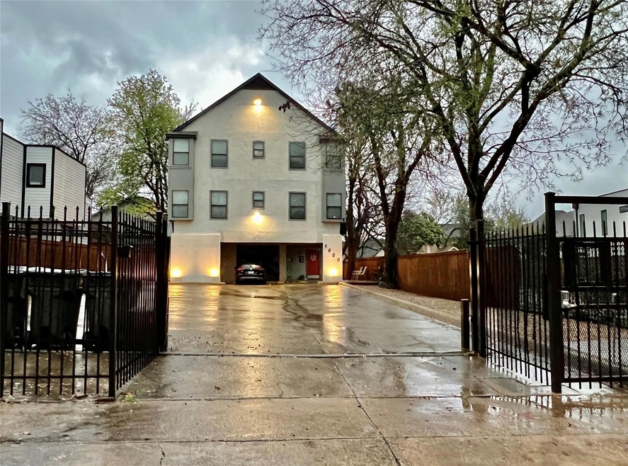 5969 Lewis St unit 302, Dallas, TX 75206 - photo 1