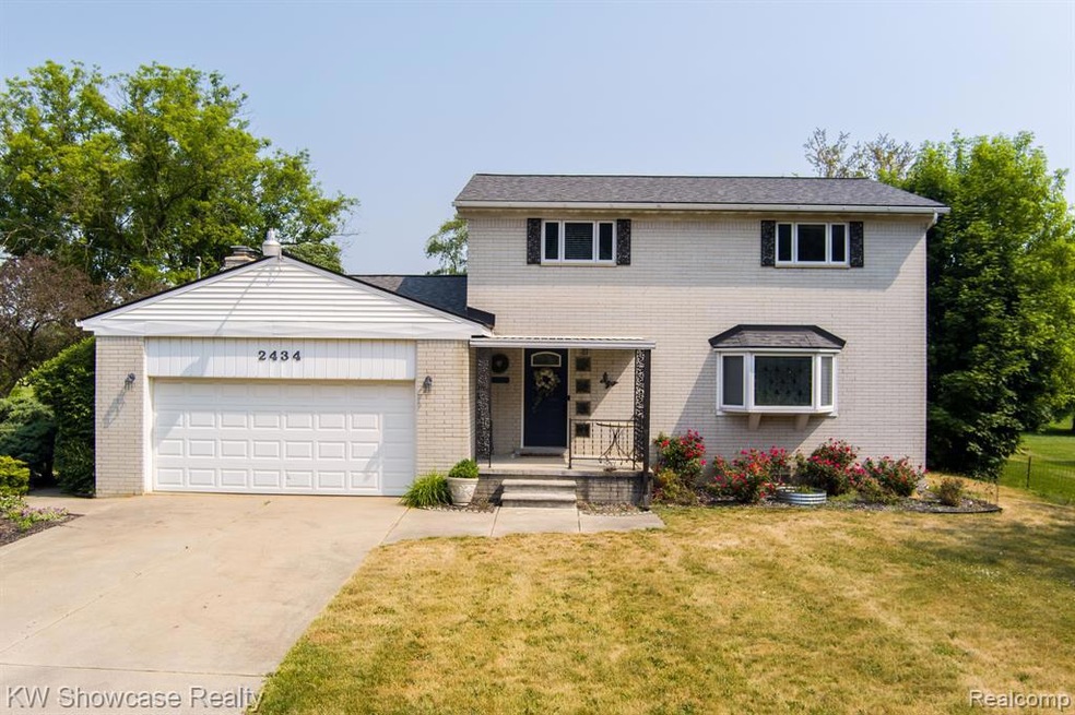 Front View of Home