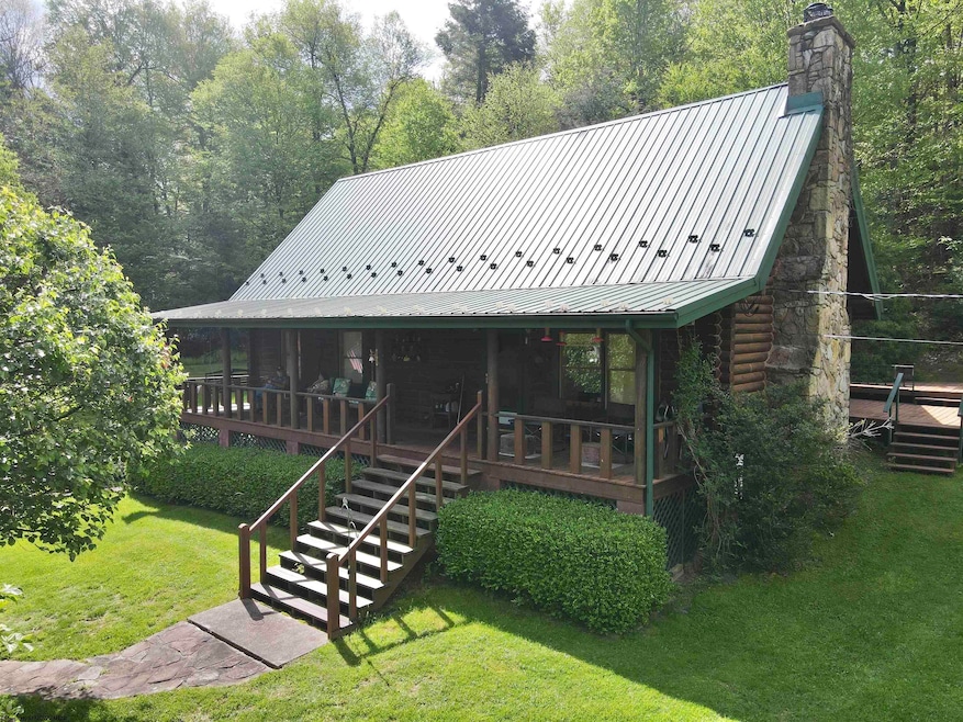 Under Contract $350,000 • Co-Listing Agent