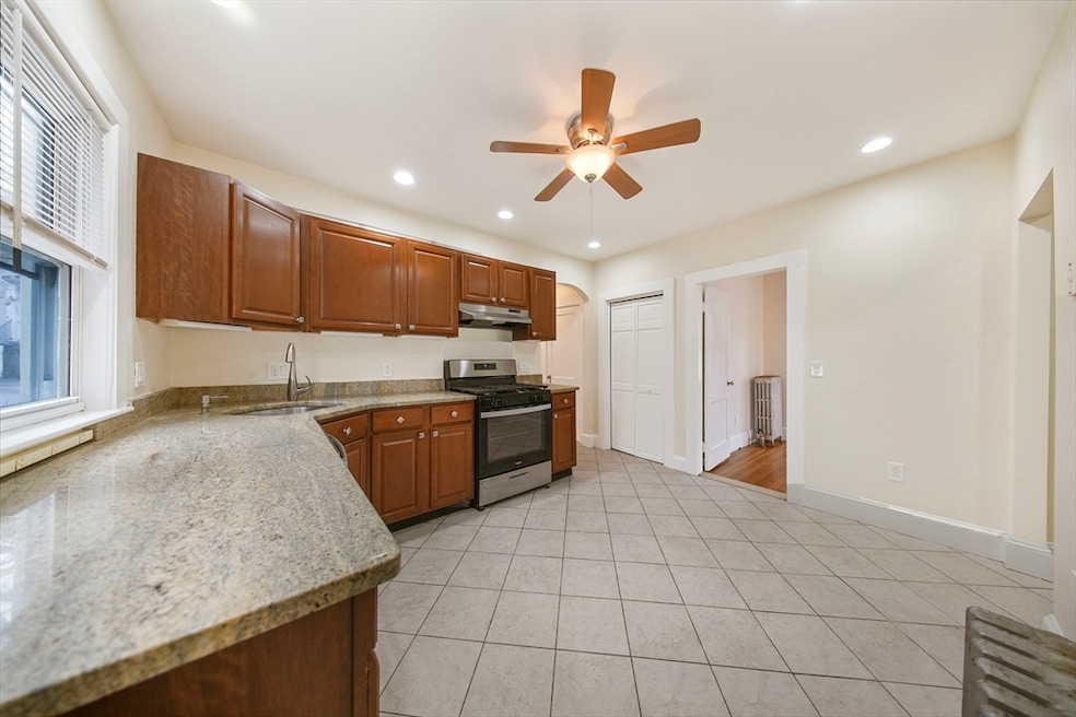 39 McDonald St unit 39, Quincy, MA 02169 - photo 1