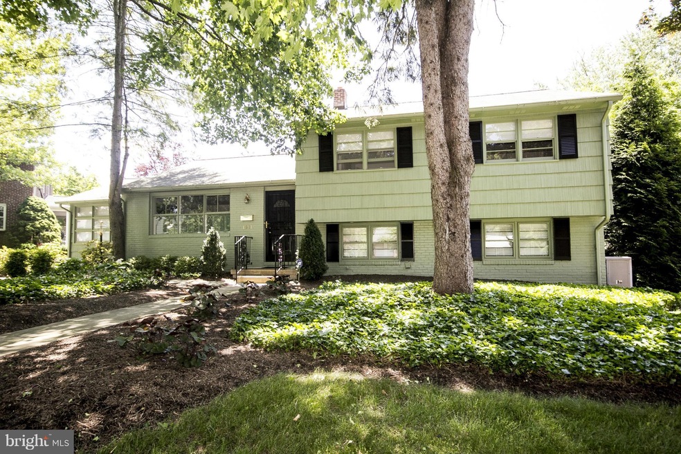 1611 Templeton Rd, Towson, MD 21204 - photo 1