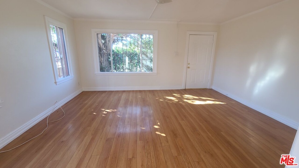 1854 S La Brea Ave, Los Angeles, CA 90019 - photo 1