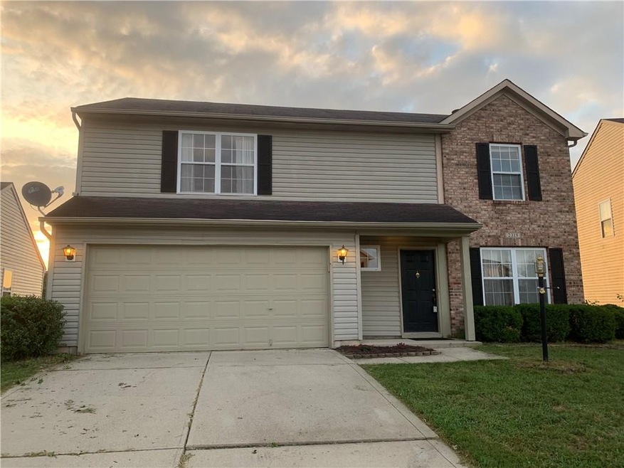 2319 Orchard Creek Dr, Columbus, IN 47201 - photo 1