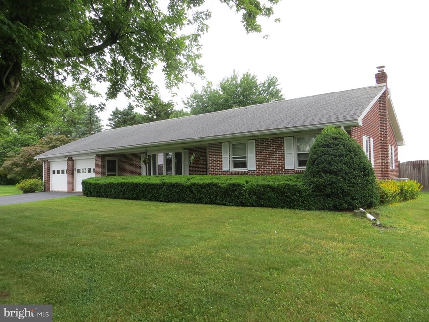 1721 County Line Rd, Bechtelsville, PA 19505 - photo 1