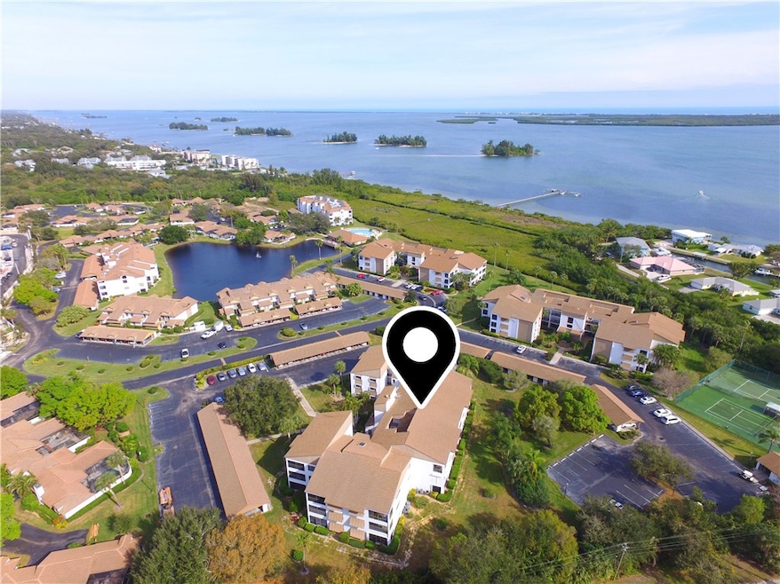 6175 S Mirror Lake Dr unit 205, Sebastian, FL 32958 - photo 1