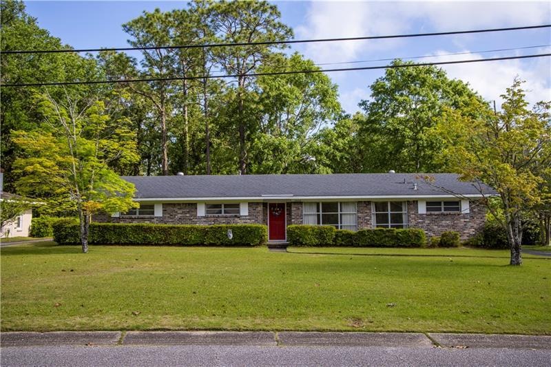 Nice Home in Alpine Hills Subdivision!