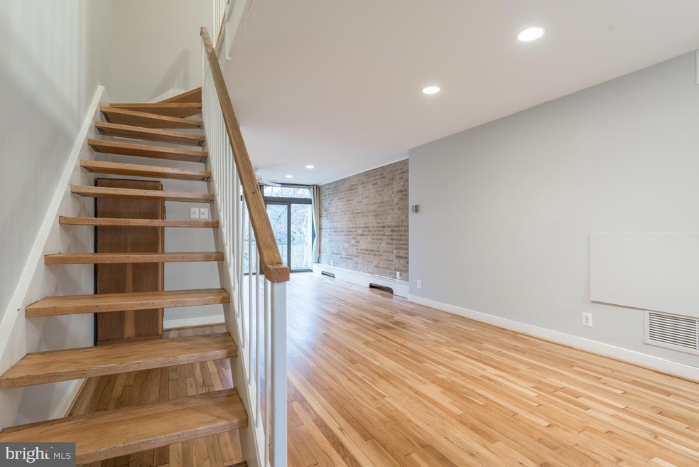 337 N St SW unit 337, Washington, DC 20024 - photo 1