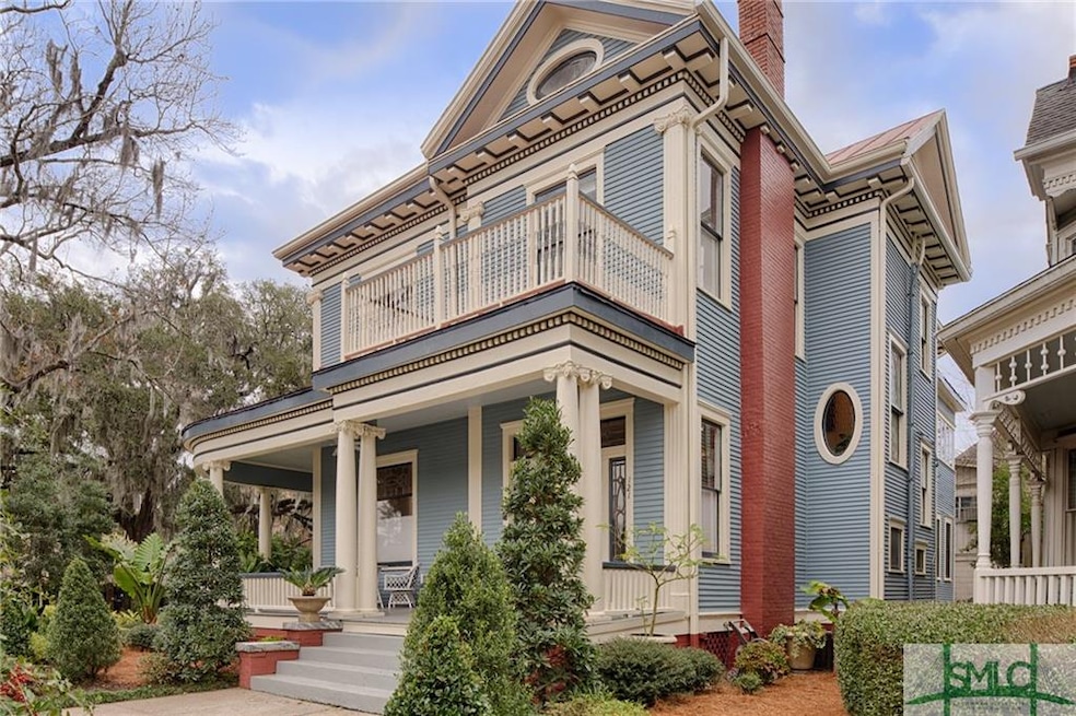 121 E 36th St, Savannah, GA 31401 - photo 1