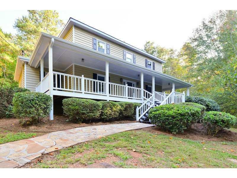 Exterior Front. Private 3 BR/3 BA Traditional Home