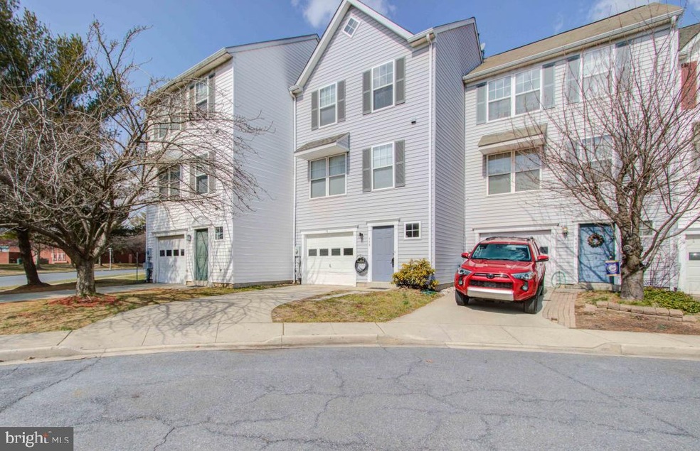 448 Blossom Ln, Frederick, MD 21701 - photo 1