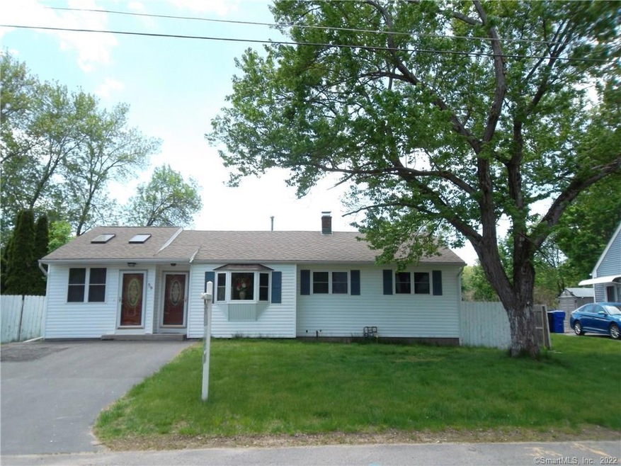 59 Yale Dr, Enfield, CT 06082 - photo 1