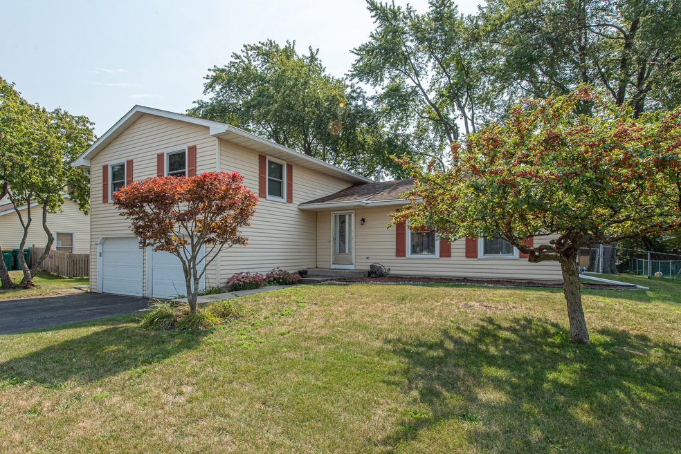 Sold $295,000 • Co-Listing Agent