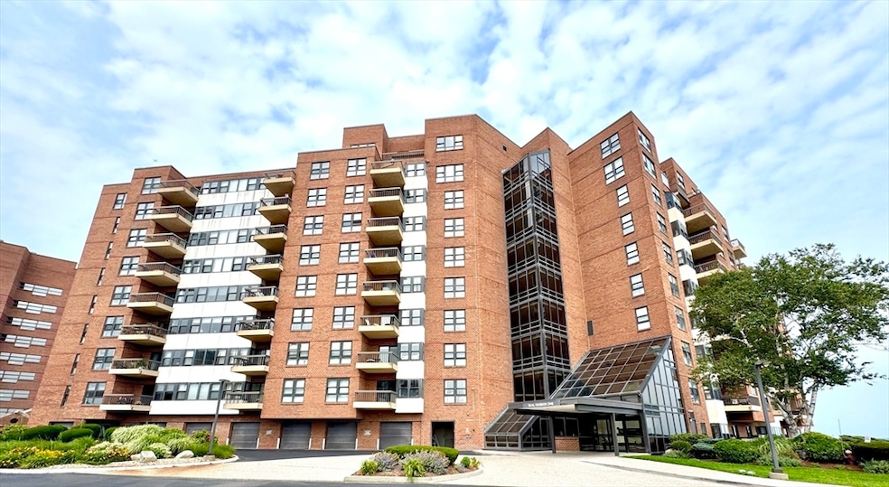 Seal Harbor Condominiums unit 215, Winthrop, MA 02152 - photo 1