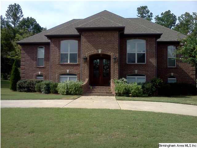 1826 Winnepeg Cir. The house with the circular dri