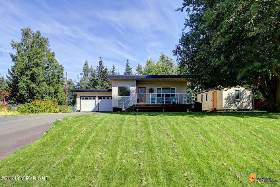 Welcome to 14201 Specking Avenue