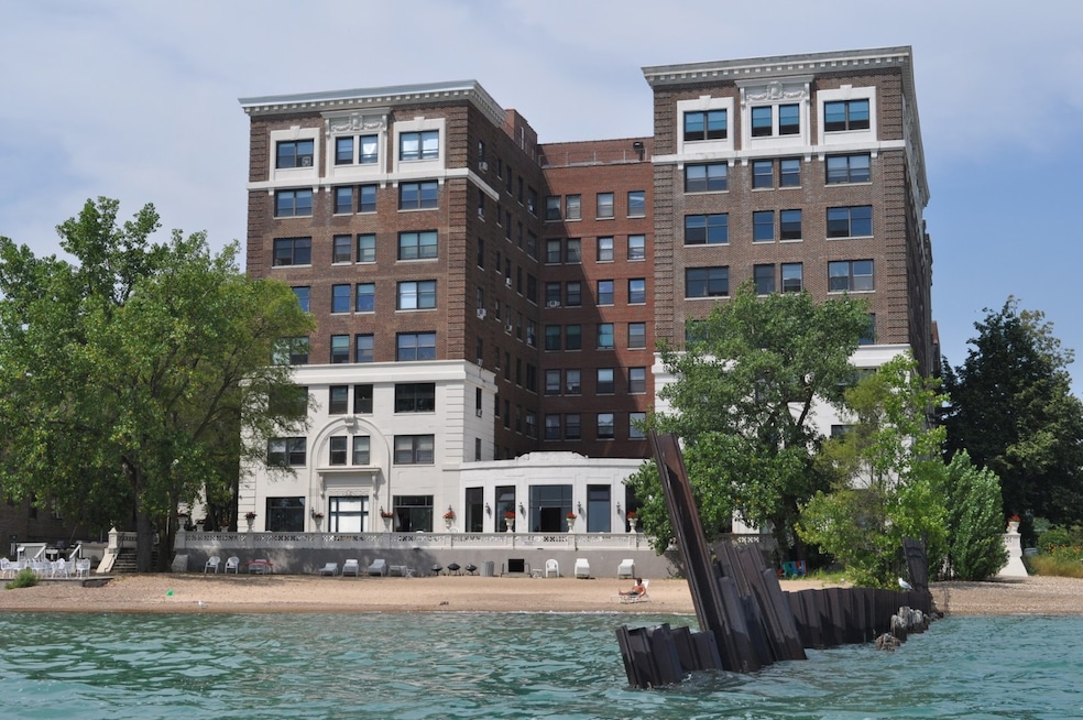Sherwin on the Lake Condominium unit 811, Chicago, IL 60626 - photo 1