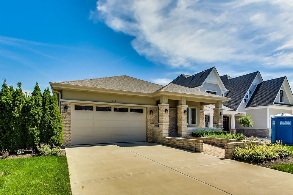 175 N Oak St, Elmhurst, IL 60126 - photo 1