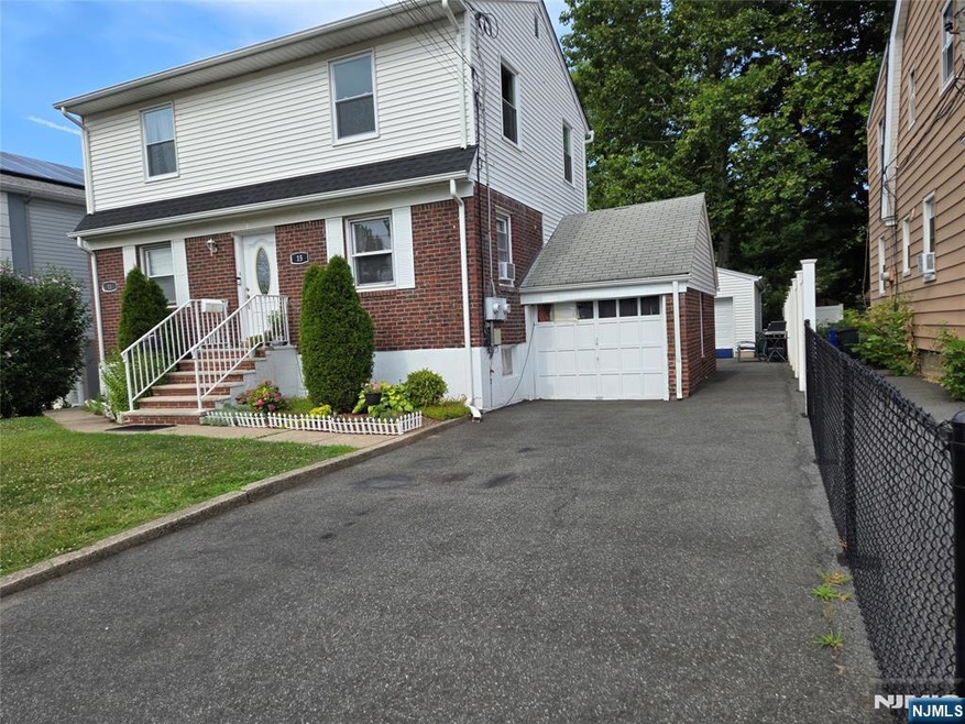 13-15 Grant St unit 1st flr, Elmwood Park, NJ 07407 - photo 1