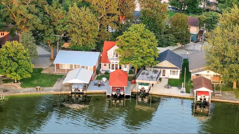 7889 Park Dr, Russells Point, OH 43348 - photo 1