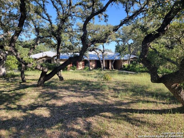 12250 Parrigin Rd, Helotes, TX 78023 - photo 1