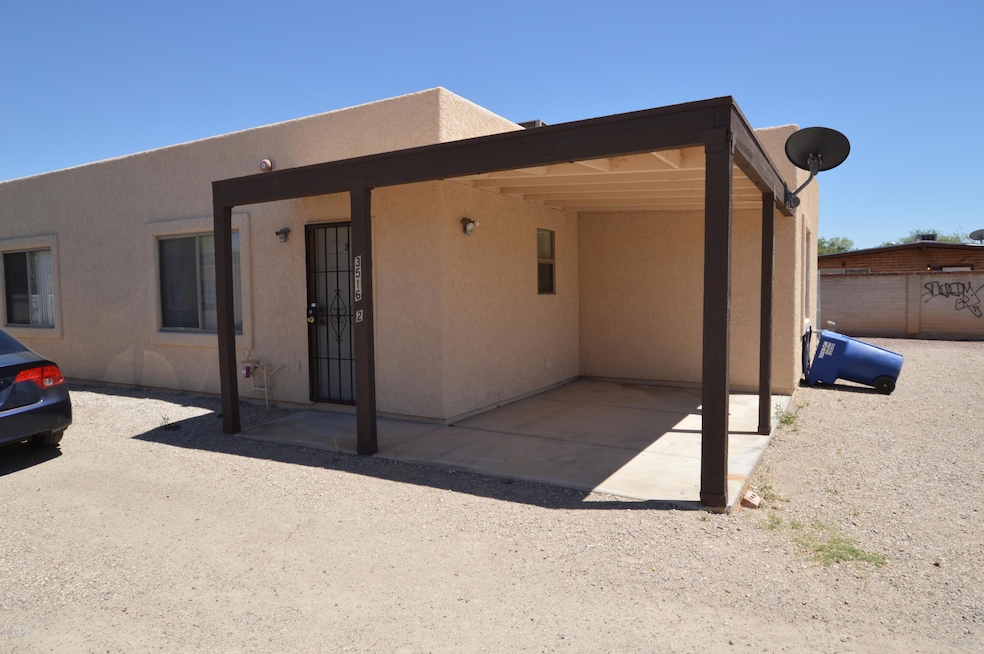 3516 E Monte Vista Dr unit 2, Tucson, AZ 85716 - photo 1