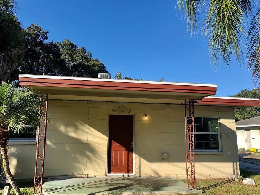 808 Palm Bluff St, Clearwater, FL 33755 - photo 1