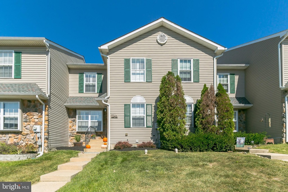 1246 Pin Oak Dr, Perkiomenville, PA 18074 - photo 1