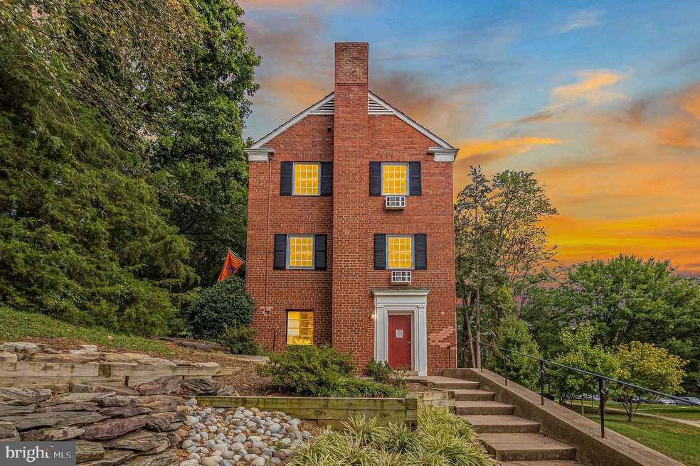 1617 Preston Rd, Alexandria, VA 22302 - photo 1