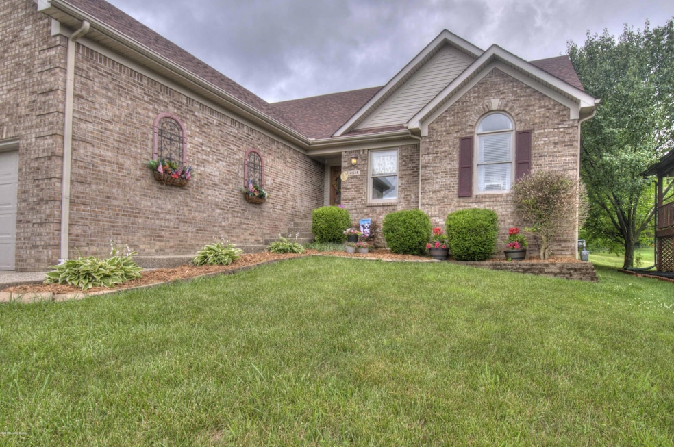 4514 Saratoga Hill Rd Louisville, KY 402