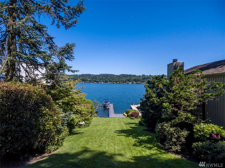 5444 E Mercer Way, Mercer Island, WA 98040 - photo 1