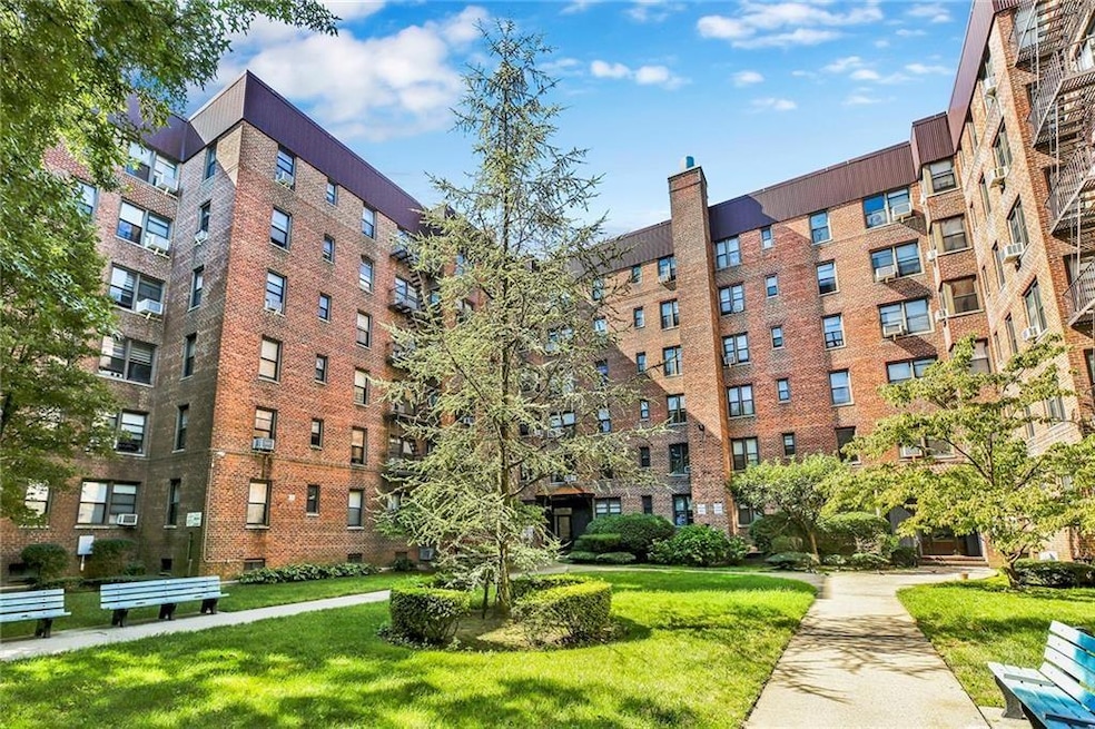 2280 Burnett St unit 2J, Brooklyn, NY 11229 - photo 1