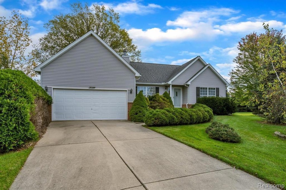Welcome to 2874 Laurel Ridge Lane!