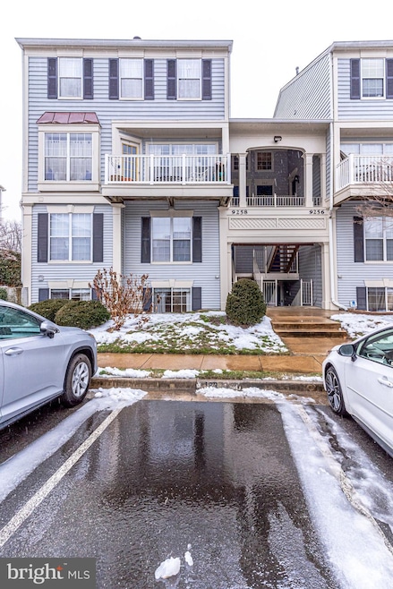 9258 Cardinal Forest Ln unit 101, Lorton, VA 22079 - photo 1