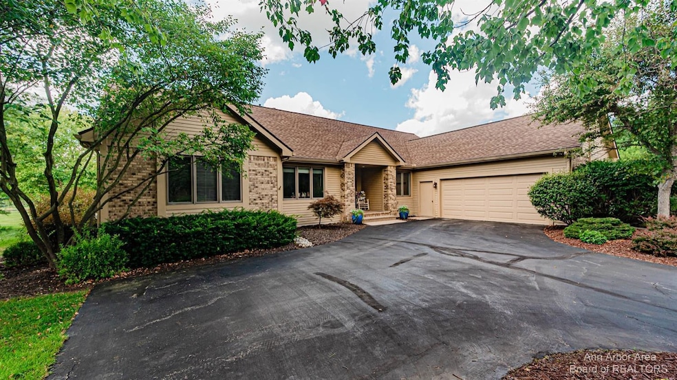 3075 Heather Rd, Ann Arbor, MI 48108 - photo 1