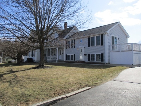 31 Arlington St unit 2, Franklin, MA 02038 - photo 1