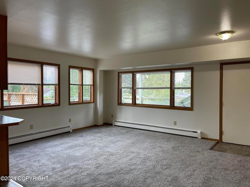 3903 Iowa Dr unit 4, Anchorage, AK 99517 - photo 1