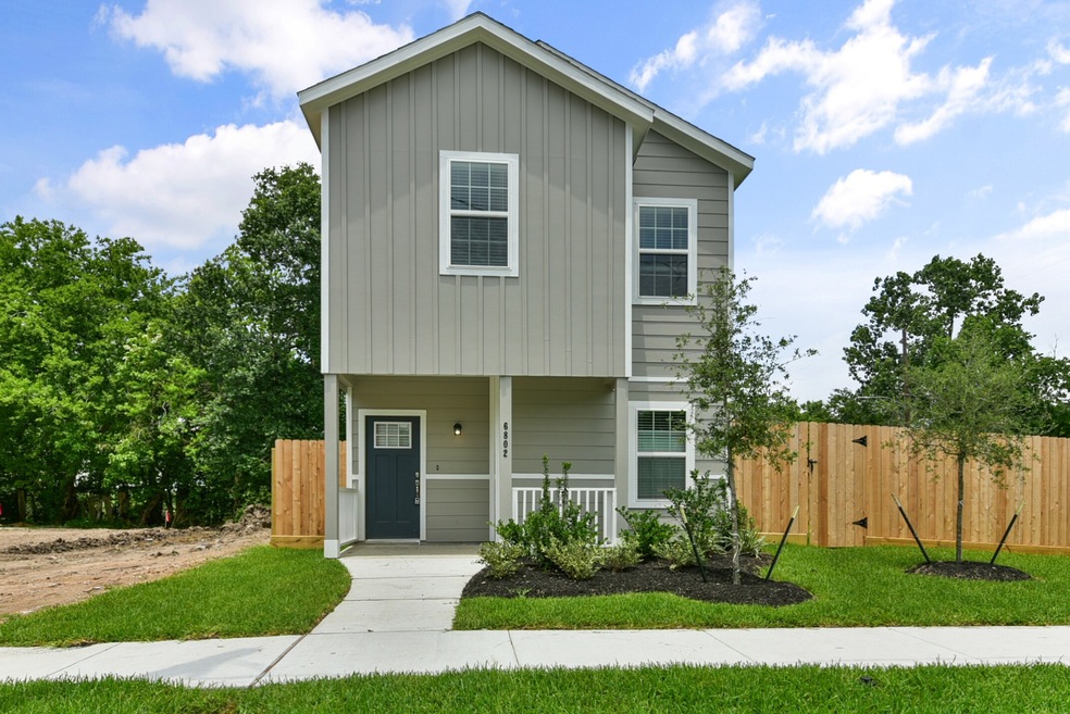 6802 Madrid St, Houston, TX 77021 - photo 1
