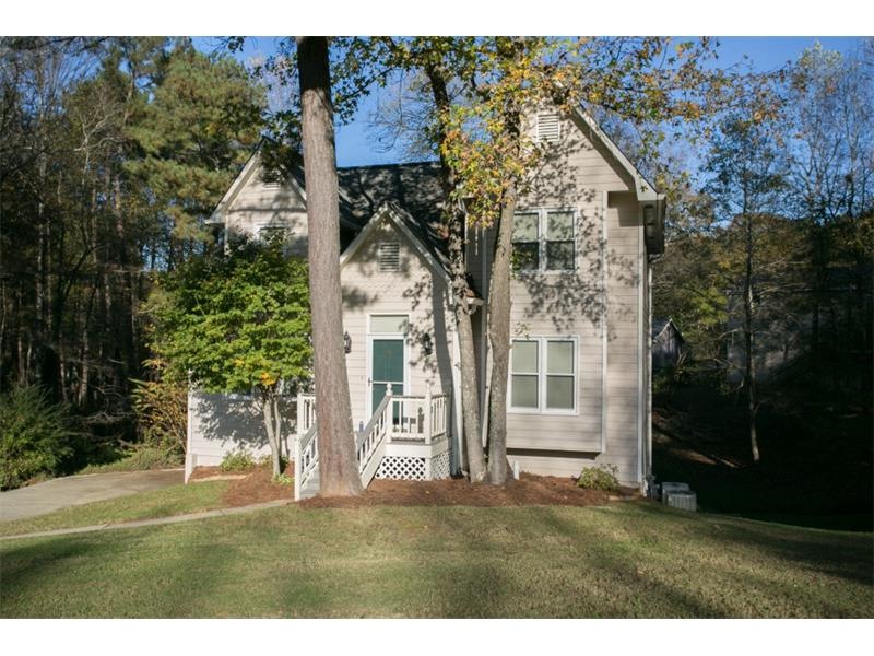 Lovely home located on a peaceful cul-de-sac lot.